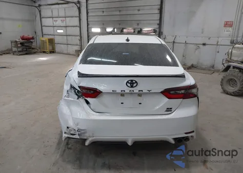 2022 Toyota Camry Se Nightshade Special Awd z USA, uszkodzony, nr VIN 4T1G11BK5NU071982